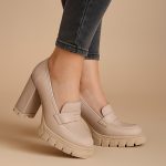 półbuty skórzane na obcasie 9 cm