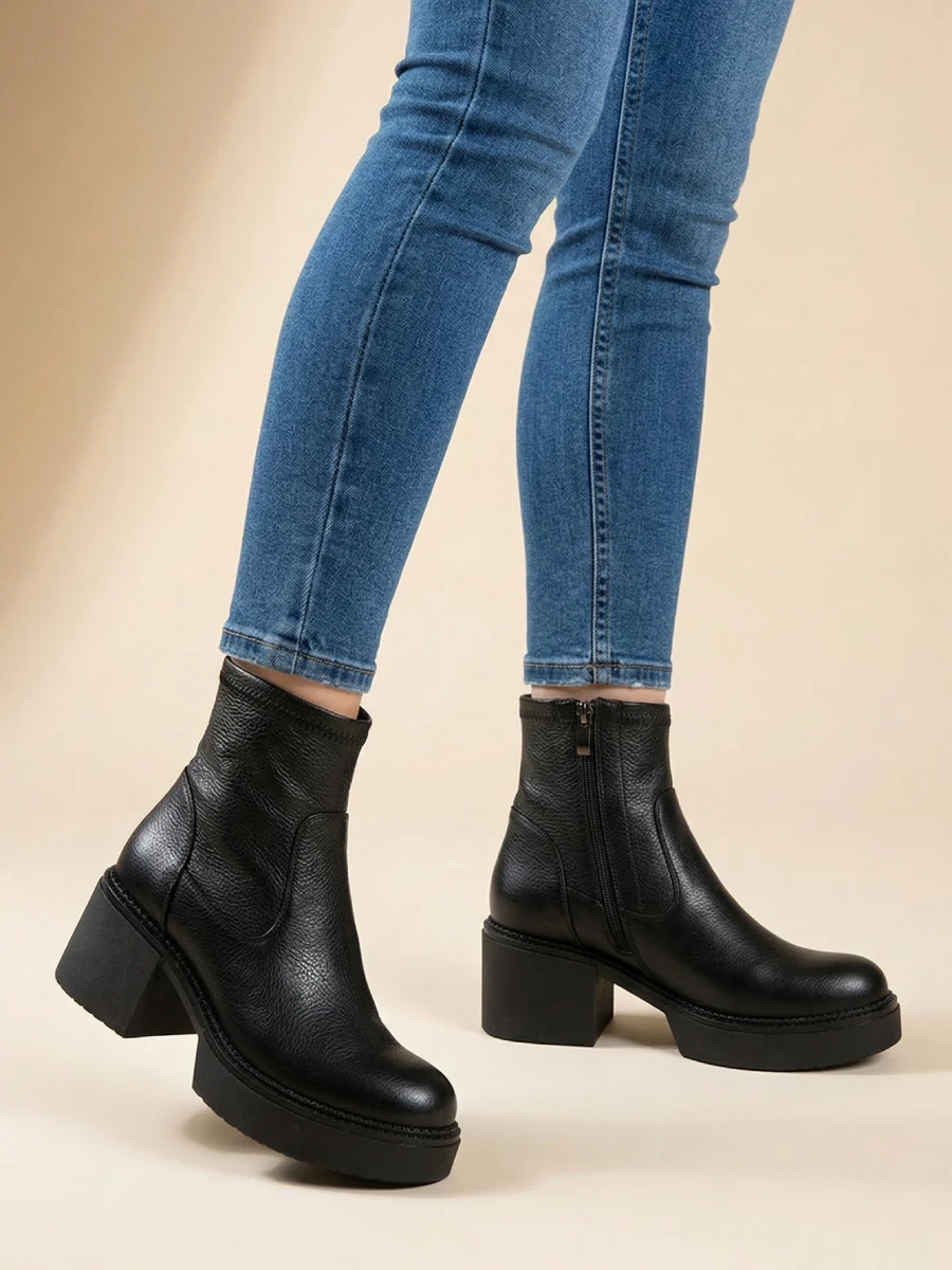 botki skórzane ze streczem, platforma, obcas 6 cm, czarny groszek