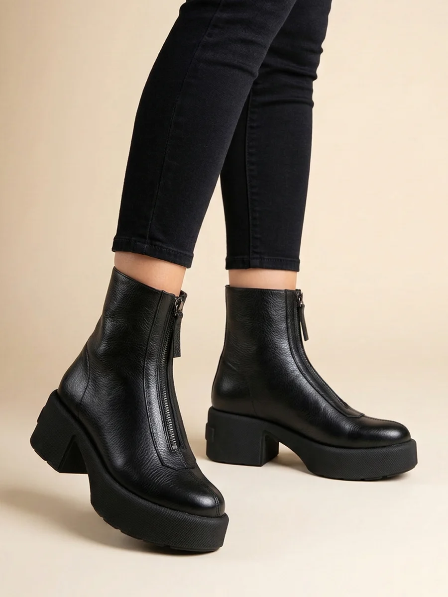 botki skórzane na platformie, obcas 6 cm, czarny groszek