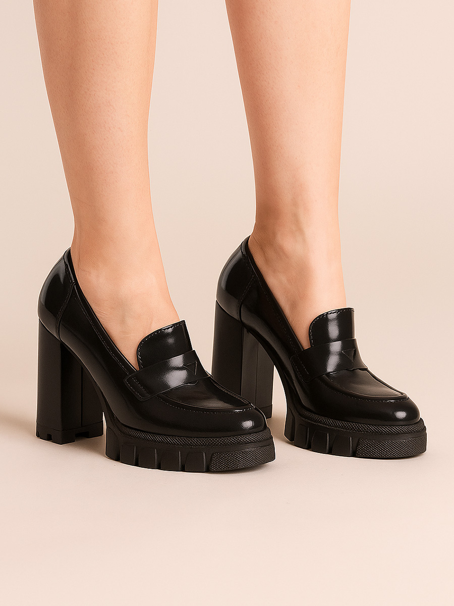 półbuty skórzane na obcasie 9 cm