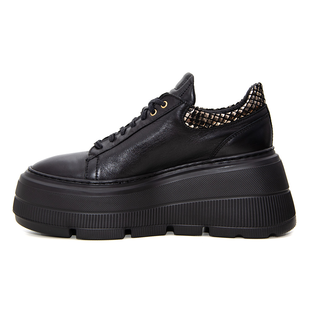 lekkie buty sportowe damskie fuster