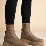 botki skórzane damskie na koturnie ze streczem, ebano groszek