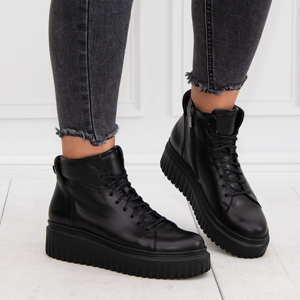 lekkie buty sportowe damskie degna